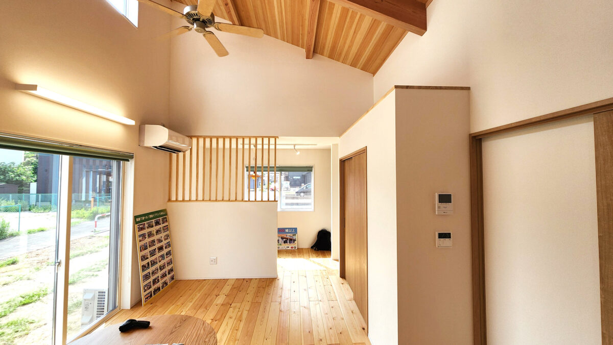 リビングダイニング