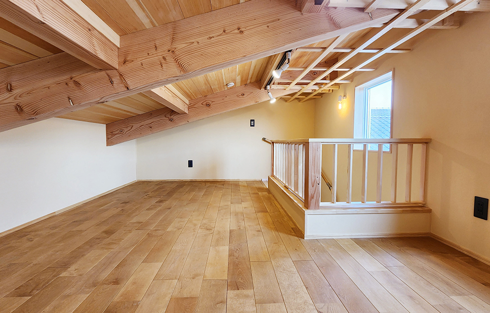 プレイリーホームズ 無垢フローリング